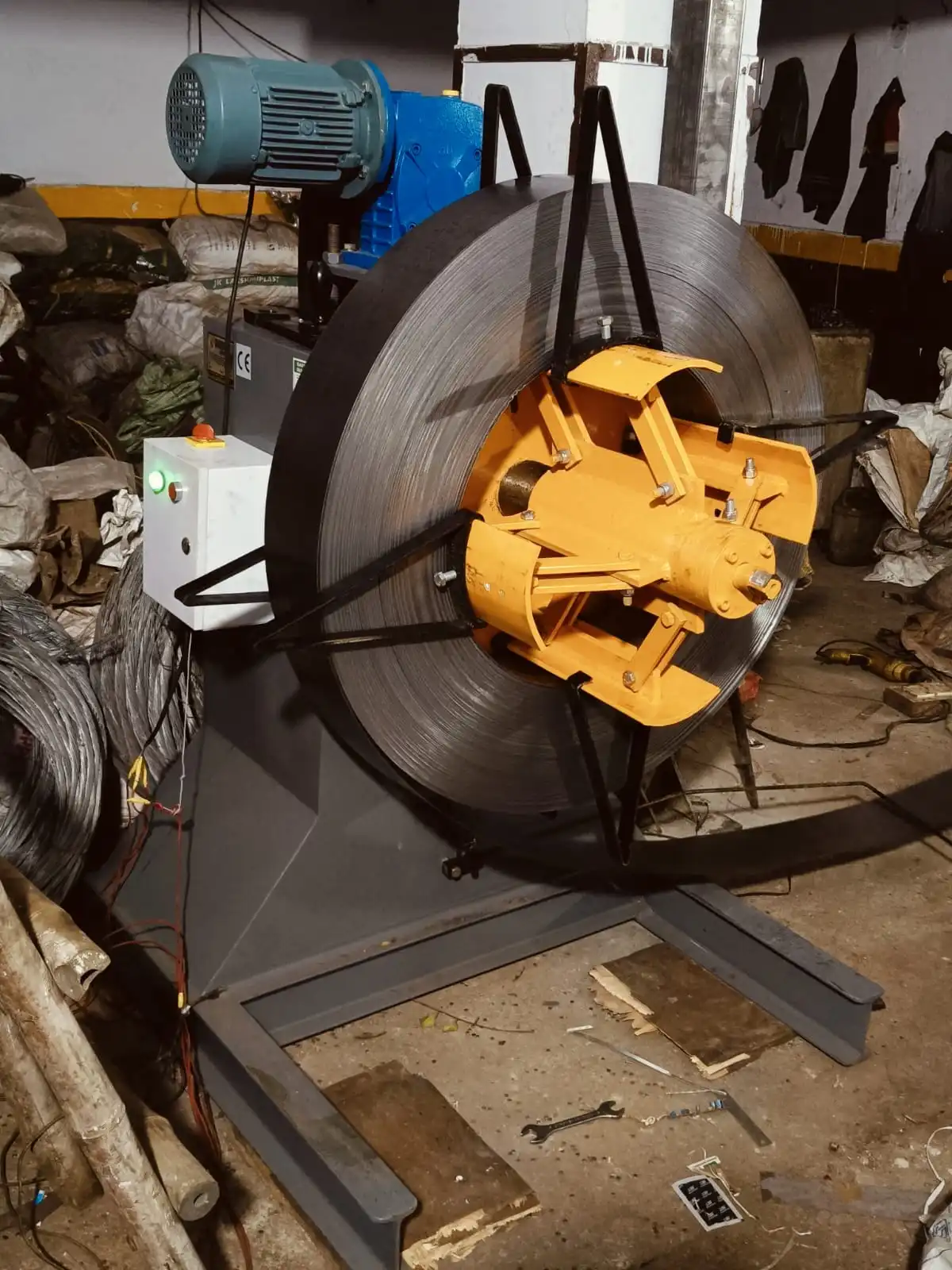 Mechanical Decoilers